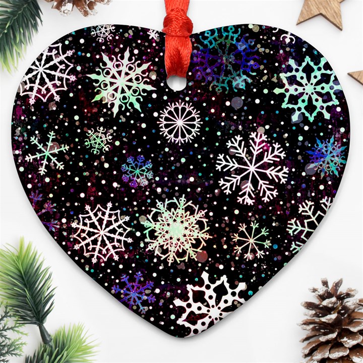 Shiny Winter Snowflake Abstract Christmas Cold Crystal December Ornament (Heart)