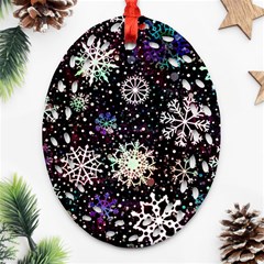 Shiny Winter Snowflake Abstract Christmas Cold Crystal December Ornament (oval Filigree)