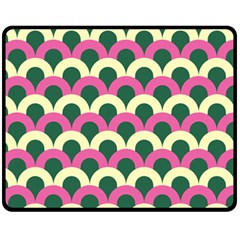 Green Yellow Pattern Fleece Blanket (medium)