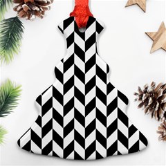 Black And White Pattern Ornament (christmas Tree) 