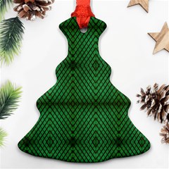 Green Diamond Grid Pattern Ornament (Christmas Tree) 