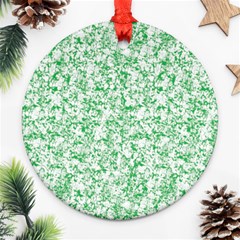 A Green And White Background With Small White Dots Round Ornament (two Sides)