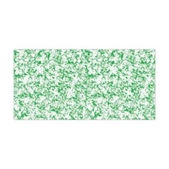 A Green And White Background With Small White Dots Yoga Headband