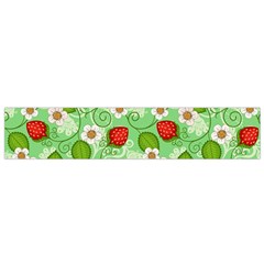 Strawberries Pattern Seamless Small Premium Plush Fleece Scarf