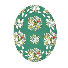 Retro 1960s Flowers Pattern 2 Oval Filigree Ornament (two Sides)