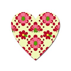 Retro 1960s Flowers Pattern 4 Heart Magnet