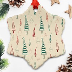 Trees Christmas Holiday Pattern Ornament (snowflake)