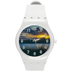 Peaceful Horizons Of Uruguay  Round Plastic Sport Watch (m)