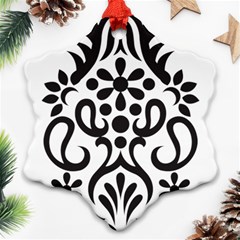 A Black And White Image Of An Ornate Design Ornament (snowflake)