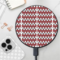 A Red And Black Zigzag Pattern On A White Background Wireless Fast Charger(black)