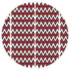 A Red And Black Zigzag Pattern On A White Background Round Trivet