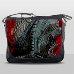 Pxl 20231123 001607591 Messenger Bag