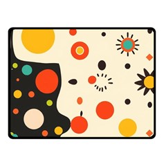 Geometric Design Fleece Blanket (small)