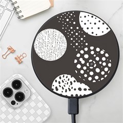 Geometric Design 09 Wireless Fast Charger(black) by myclothy