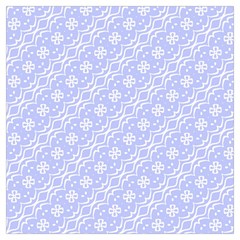 Light Purple And White Floral Pattern Lightweight Scarf 