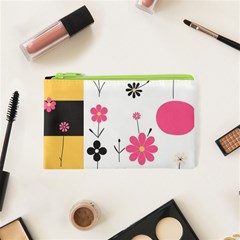  Minimalist Pattern With Simple Lines,flower And Shapes, Creating A Clean And Modern Cosmetic Bag (xs) by myclothy