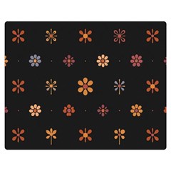 Minimalist Pattern With Simple Lines,flower And Shapes, Creating A Clean And Modern Two Sides Premium Plush Fleece Blanket (teen Size)