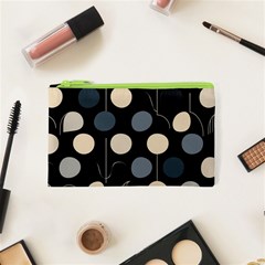 A Minimalist Pattern With Simple Lines And Shapes, Creating A Clean And Modern Aesthetic 03 Cosmetic Bag (xs)