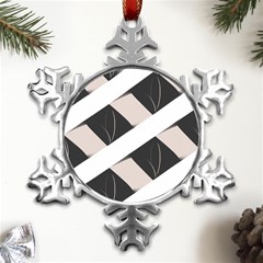 A Minimalist Pattern With Simple Lines And Shapes, Creating A Clean And Modern Aesthetic 07 Metal Small Snowflake Ornament